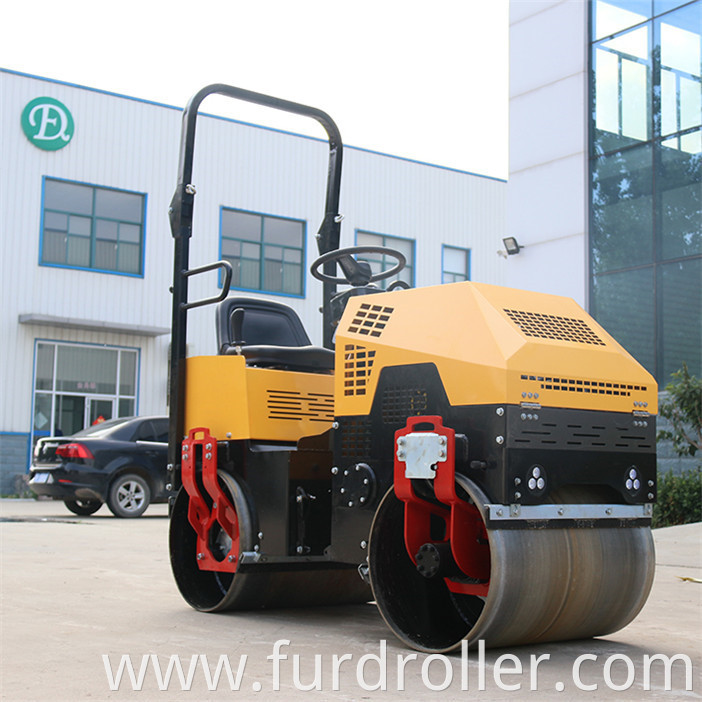 Vibratory Road Roller Machine